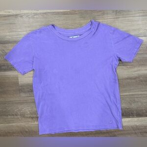 Hollister Women’s Lavender Tee size small